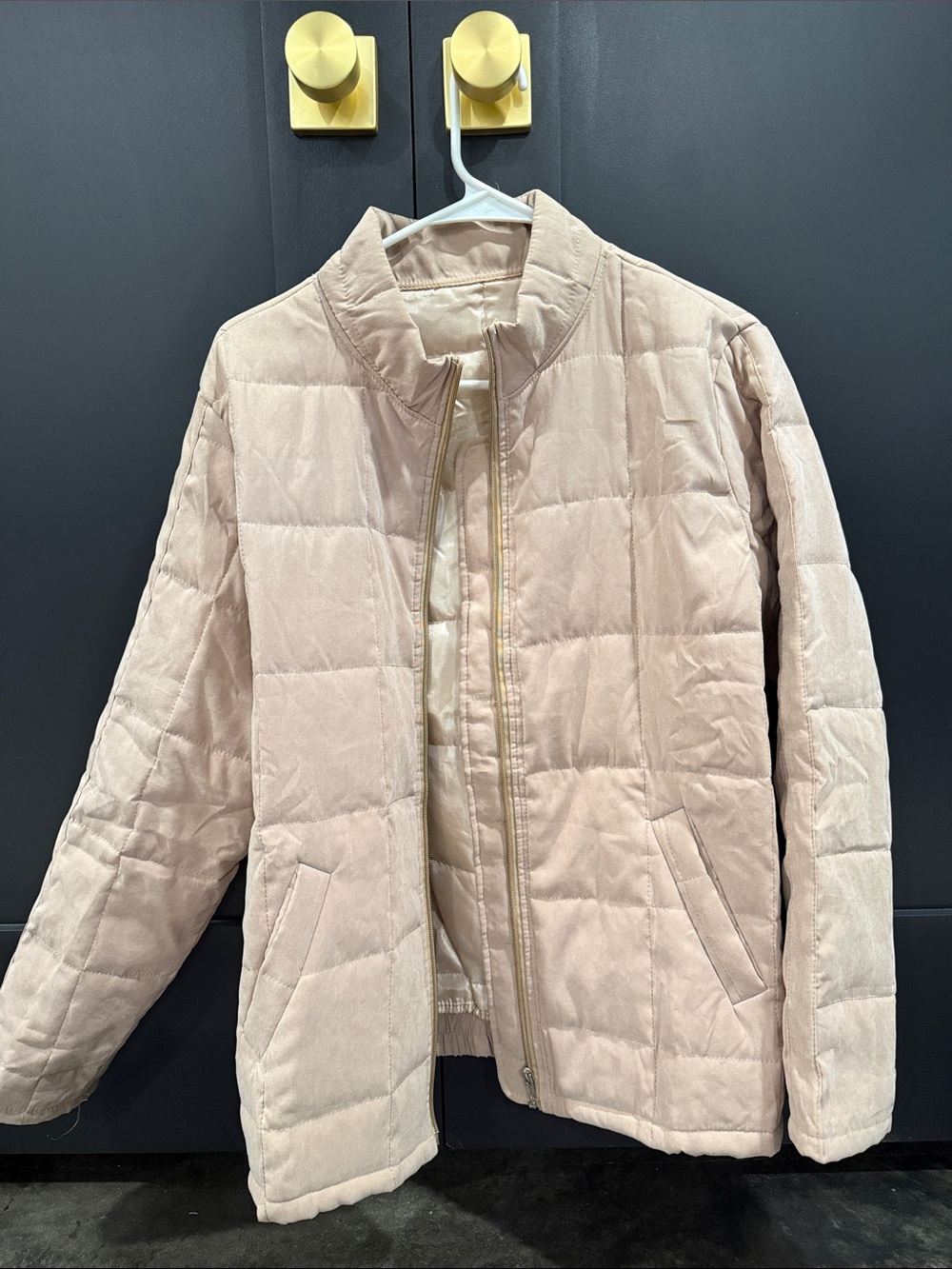 Women's Light Pink Quilted Jacket